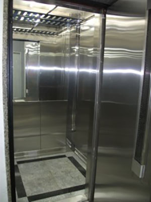 Iluminação de poço de elevador